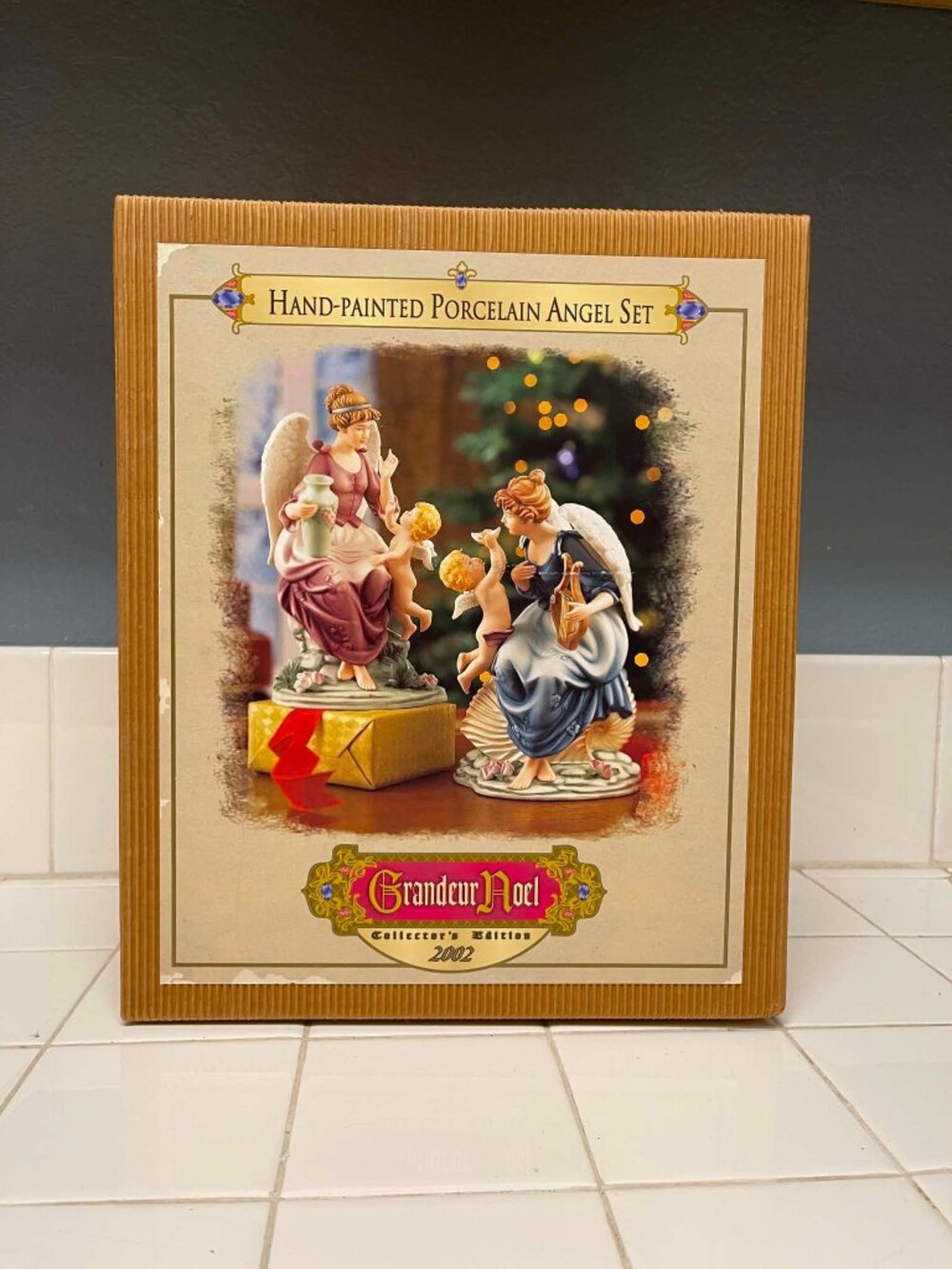Grandeur Noel angel set